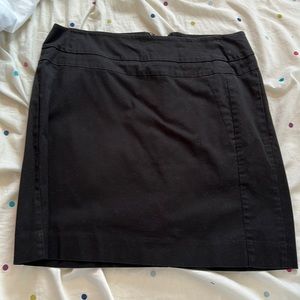 Ann Taylor size 8 black skirt